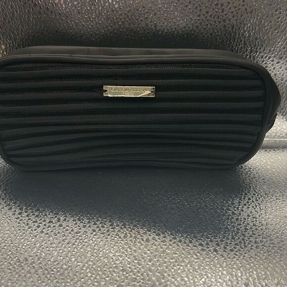 Giorgio Armani Beauty Zip Up Cosmetic Pouch Black Mesh Panel Travel Toiletry Bag - Picture 1 of 9